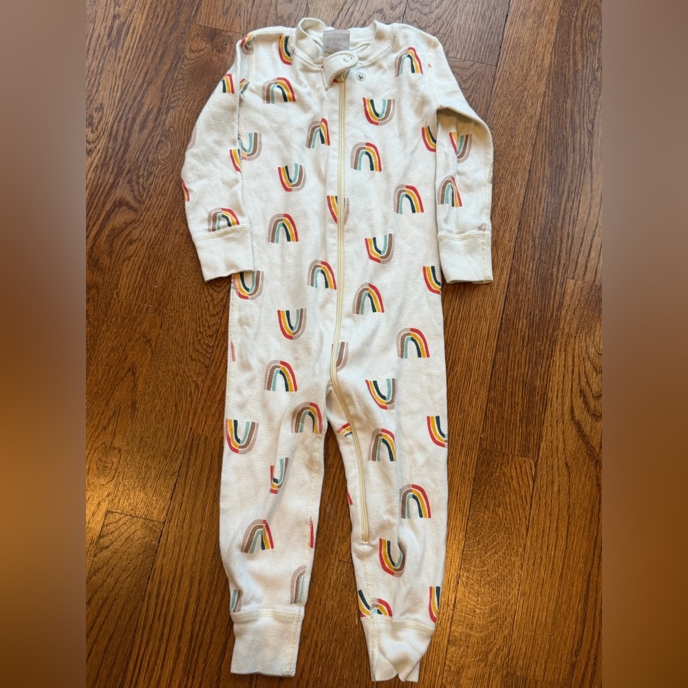 Hanna Andersson Cream Footed-Free Zip One-Piece Sleeper size 2T unisex